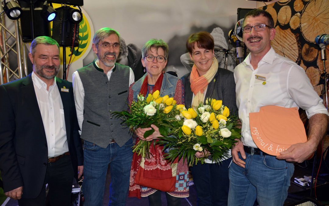 Biokreis zeichnet Bäcker und Geflügelhof aus