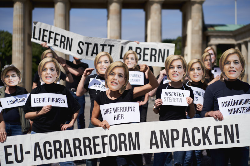 Hunderte demonstrierten vorm Brandenburger Tor