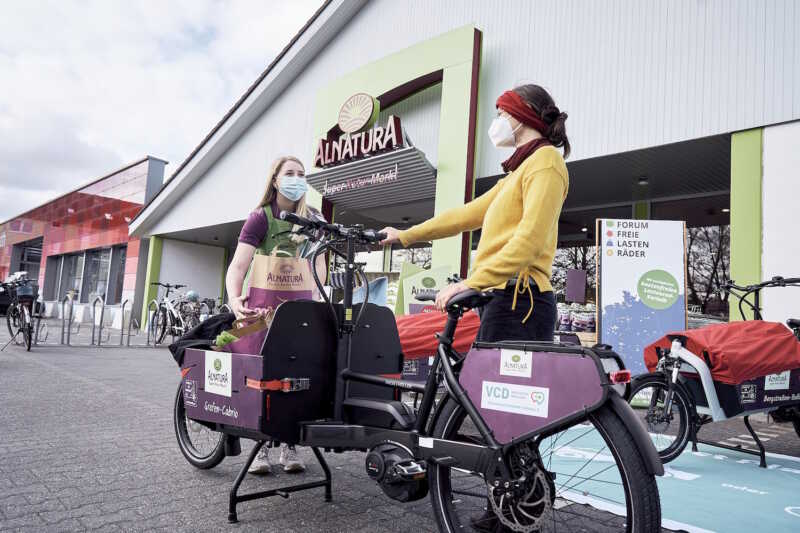 Lastenräder für Kunden von Alnatura