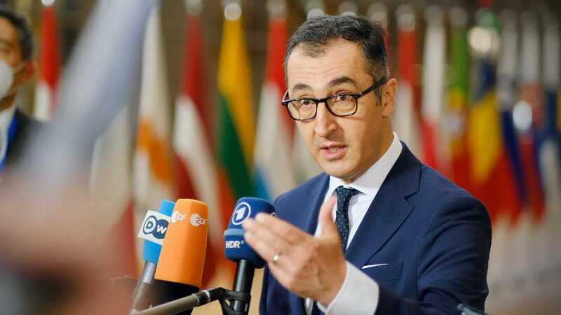 Özdemir: Tierschutz als oberstes Gebot