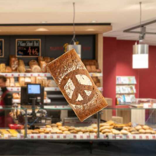 Friedensbrot für Opfer aus der Ukraine