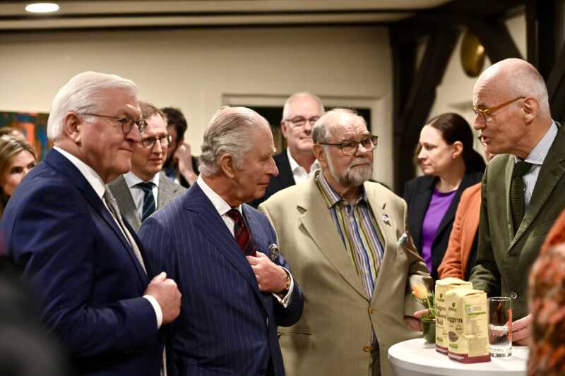 König Charles besucht Ökodorf Brodowin