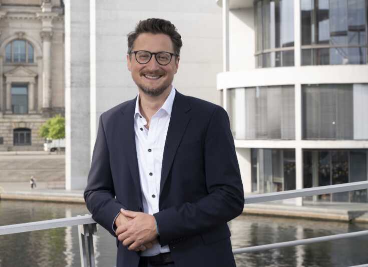 Misstrauensantrag: Breite Mehrheit gegen Lang